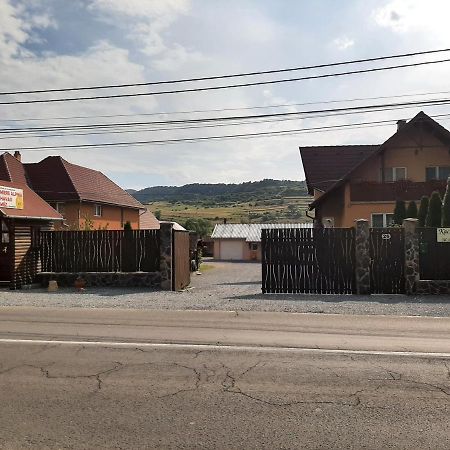 Kacso Apartma Ocna de Sus Exteriör bild